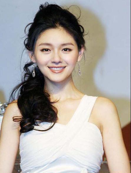 弯弯记者最新爆料大s,真相令人震惊！  第3张